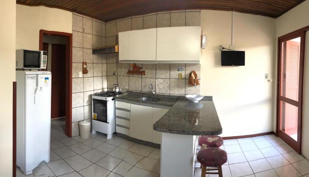 פלהוקה Residencial Souza - Praia Da Pinheira - Sc מראה חיצוני תמונה